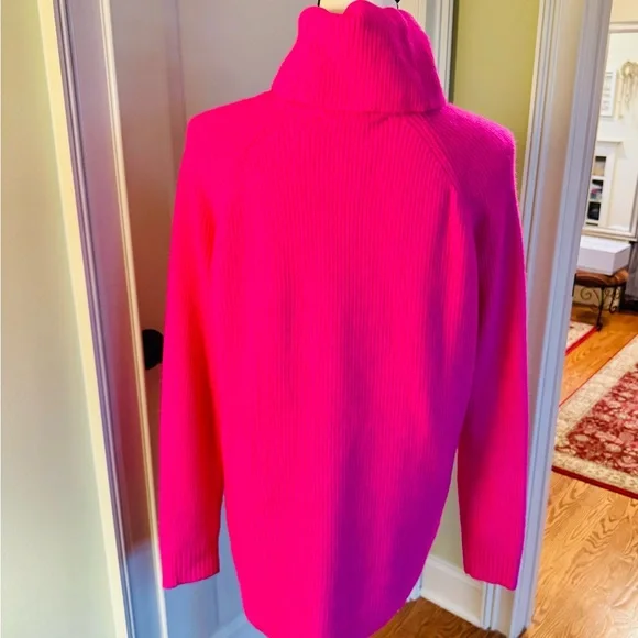 Loft Hot Pink soft sweater NWT size smalll - Picture 2 of 5